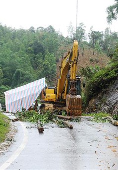 Yên Bái: Tỉnh lộ 172 vẫn chưa thông tuyến sau 6 ngày sạt lở