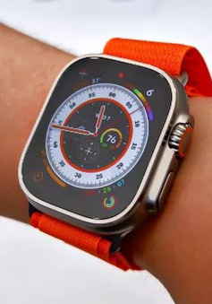 Pin của Apple Watch Ultra có thể lớn gần gấp đôi Apple Watch 8