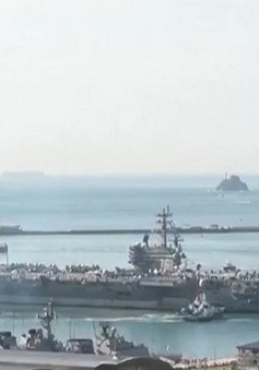 Tàu sân bay Mỹ USS Ronald Reagan đến Hàn Quốc tập trận