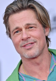 Brad Pitt không nhận mình là "người đàn ông đẹp nhất Hollywood"