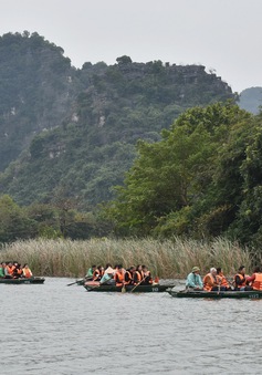 Gần 400.000 lượt khách du lịch đến Ninh Bình dịp Tết Nguyên đán 2023