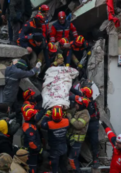 Động đất tại Thổ Nhĩ Kỳ: Giải cứu thêm 3 người sau 296 giờ bị mắc kẹt