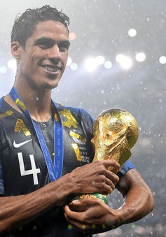 Raphael Varane tuyên bố giã từ ĐT Pháp