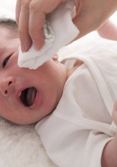 Tỷ lệ sinh ở Nhật Bản giảm xuống mức thấp kỷ lục trong bối cảnh khủng hoảng dân số