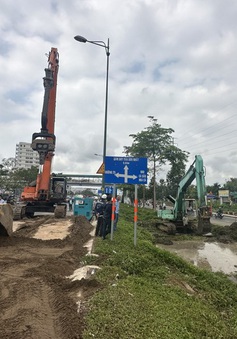 Khẩn trương xử lý sự cố vỡ ống nước tại TP Hồ Chí Minh