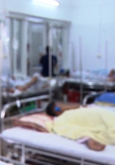 Nhập viện do sốt xuất huyết tăng mạnh tại Hà Nội