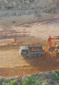 Mỏ vật liệu phục vụ thi công cao tốc bị khai thác và "tuồng đất" trái phép
