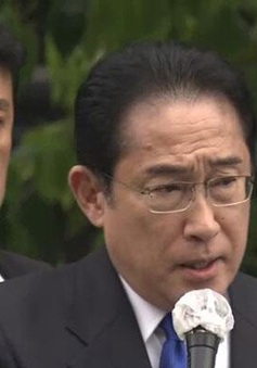 Thủ tướng Nhật Bản tiếp tục vận động tranh cử