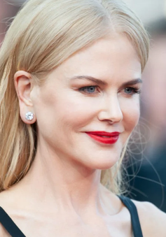 Viện Phim Mỹ tạm hoãn lễ vinh danh Nicole Kidman giữa cuộc đình công của các biên kịch Hollywood