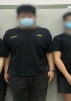 Hà Nội: Tạm giữ nhóm thiếu niên đánh người vô cớ