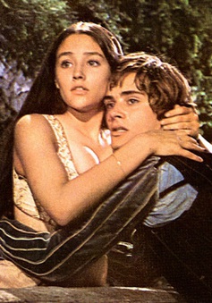 Paramount phản hồi cáo buộc về cảnh khỏa thân trong phim "Romeo và Juliet" năm 1968