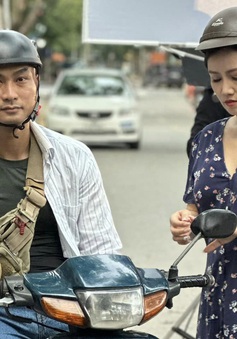 Cô Xuyến "Về nhà đi con" kết đôi Duy Hưng trong phim mới?