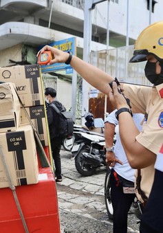 Công an TP. Hồ Chí Minh: Đẩy mạnh xử lý xe 2, 3 bánh cũ nát, chở hàng cồng kềnh mất an toàn
