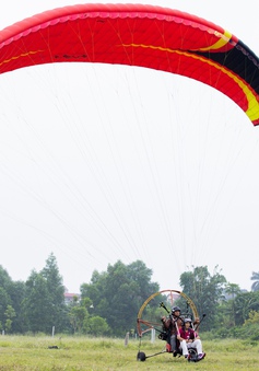 Trải nghiệm bay dù lượn Paramotor Gliding ngay tại Hà Nội
