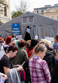 Ba Lan đột ngột đóng cửa trung tâm tị nạn lớn nhất cho người Ukraine