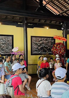 Di tích lịch sử tại TP Hồ Chí Minh đón hàng nghìn khách dịp lễ