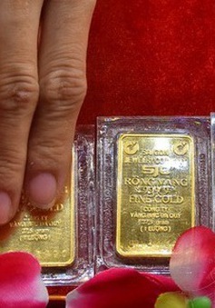Giá vàng vượt 79 triệu đồng/lượng