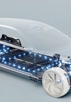 Vỏ pin chất liệu mới giúp ô tô điện nhẹ hơn 10%