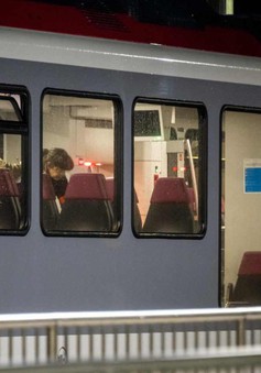 Giải cứu con tin bị bắt giữ trên chuyến tàu tại Thụy Sĩ