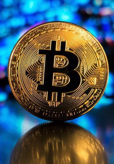 Bitcoin vượt 71.000 USD