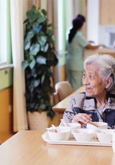 Nở rộ dịch vụ dạy học cho người cao tuổi tại Trung Quốc