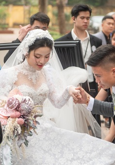 Toàn cảnh đám cưới Quang Hải - Chu Thanh Huyền