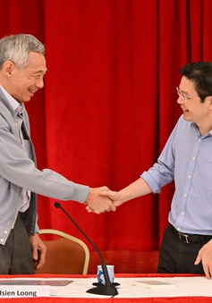 Singapore chuyển giao lãnh đạo sau 20 năm