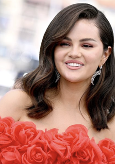 Selena Gomez nổi bật trên thảm đỏ LHP Cannes 2024
