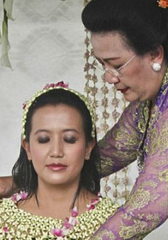 Indonesia tưng bừng trong đám cưới Hoàng gia