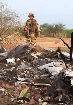 Vụ máy bay rơi ở Mali: Có thể do yếu tố thời tiết hoặc kỹ thuật