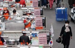 Hàn Quốc hỗ trợ 1,2 tỷ USD cho các lao động tạm thời bị mất việc làm