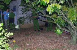 Người phụ nữ nghi trúng đạn lạc tử vong trong vườn nhà