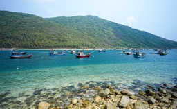 Bích Đầm - Viên ngọc xanh ẩn mình giữa vịnh Nha Trang
