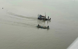 Tìm kiếm 2 nữ sinh mất tích nghi nhảy cầu ở Bắc Ninh
