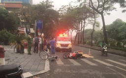 Hà Nội: Va chạm xe máy với xe đạp làm 1 người tử vong