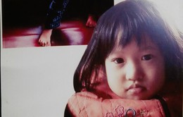 Hà Nội: Bé gái 4 tuổi bị bế đi giữa ban ngày