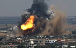 Israel lại không kích Dải Gaza