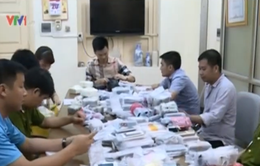 Quảng Ninh: Thu giữ gần 1.000 điện thoại nhập lậu giấu trong container