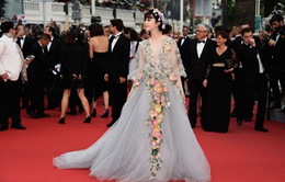 Phạm Băng Băng mang rừng hoa đến LHP Cannes 2015