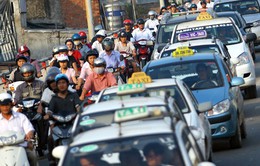 Taxi Hà Nội đồng loạt đăng ký giảm giá cước