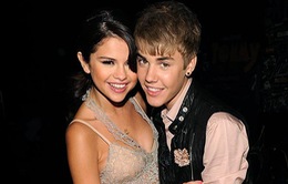 Mẹ Justin mong con trai cưới Selena