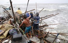 Bão Koppu khiến 160.000 người Philippines phải sơ tán