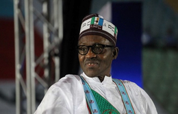 Tổng thống Nigeria xin giảm nửa lương