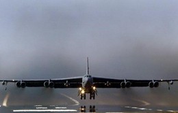 Mỹ triển khai máy bay ném bom B-52 tới Qatar để chống IS