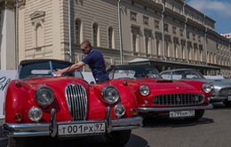 Diễu hành xe hơi cổ tái hiện không gian nước Nga Xô Viết
