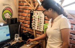 Café Sáng với VTV3: Trải nghiệm cửa hàng "tự phục vụ - tự trả tiền" đầu tiên ở Hà Nội