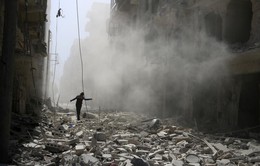 Nga tiếp tục không kích ở Syria