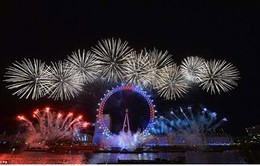 Nước Anh đón năm mới với màn pháo hoa rực rỡ