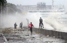 Philippines sơ tán khẩn cấp hàng trăm nghìn người tránh bão Nock-Ten