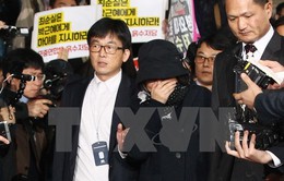 Công tố viên Hàn Quốc xin lệnh bắt nhân vật trung tâm bê bối chính trị